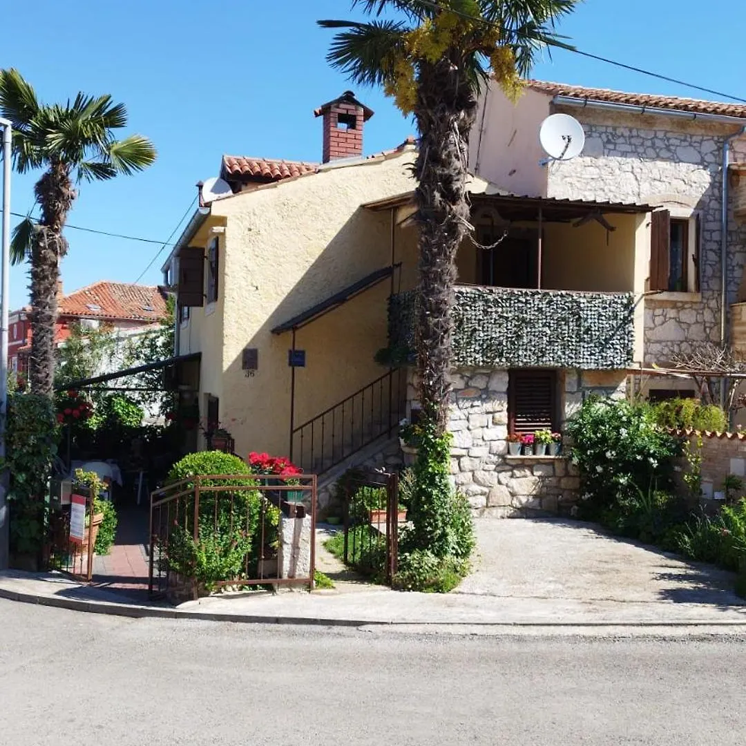 פורץ Apartman Koza 100M From The Beach