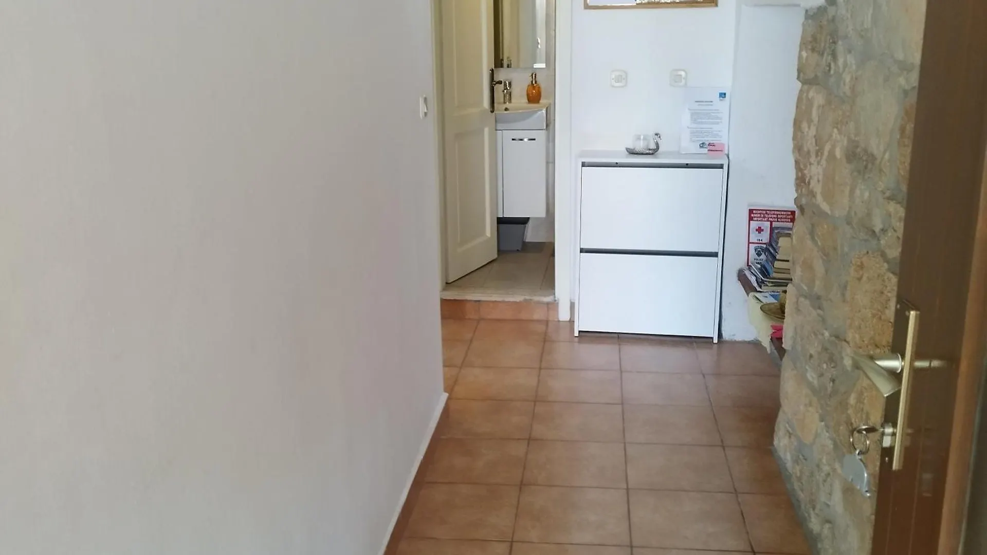 פורץ Apartman Koza 100M From The Beach